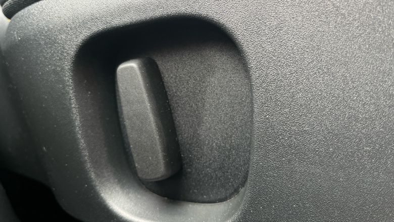 Land Rover Discovery 3.0 D300 R-Dynamic HSE 5dr Auto Diesel Station Wagon